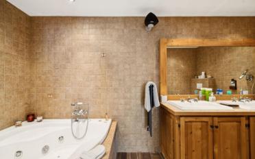 Chalet 5.5 pièces - image - 10