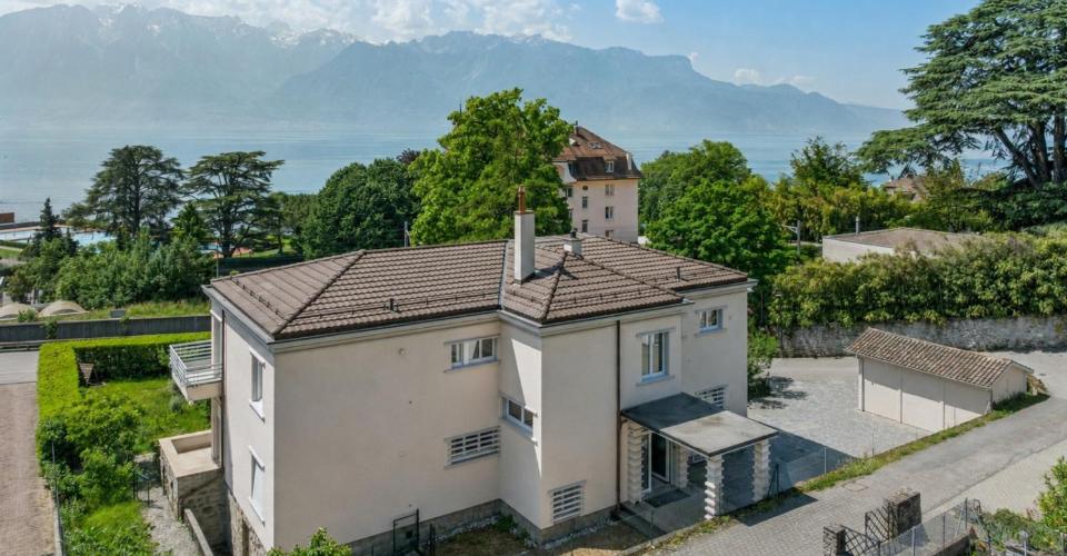 Coup de coeur ! Bien rénové avec deux balcons et un jardin