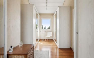 Single house 11 rooms - image - 9