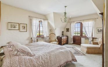 Einfamilienhaus 10.5 Zimmer - image - 13