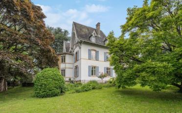 Single house 12 rooms - image - 1
