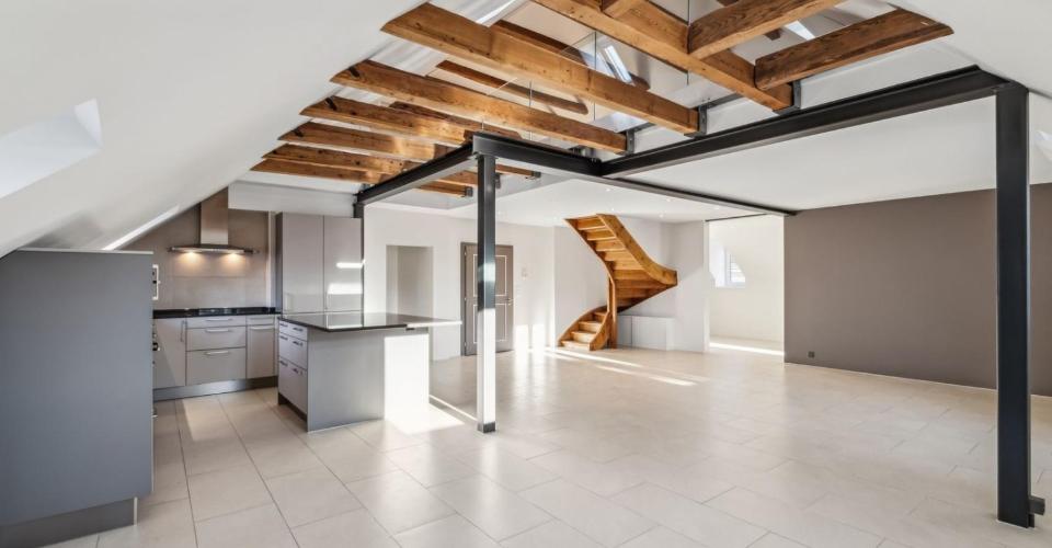 Spacieux et lumineux duplex dans une résidence Art déco