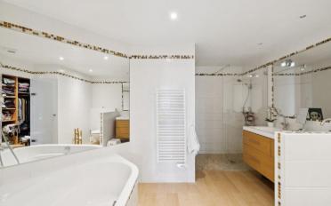 Maison 6.5 pièces - image - 11