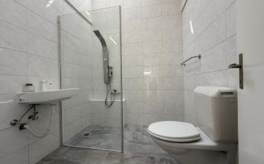 Doppeleinfamilienhaus 6.5 Zimmer - image - 9