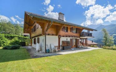 Chalet 10 pièces - image - 1
