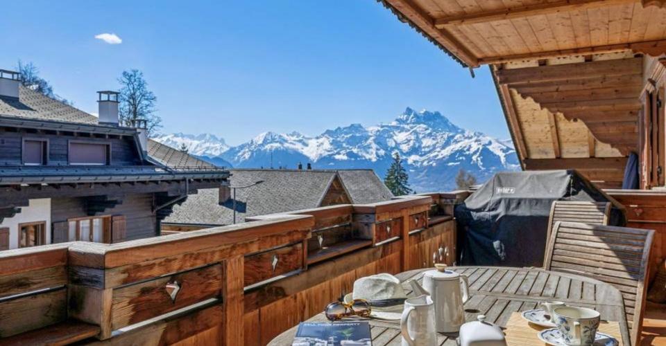 Villars, emplacement privilégié 3,5p avec cachet, grand balcon, belle