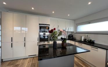 Einfamilienhaus 8.5 Zimmer - image - 13