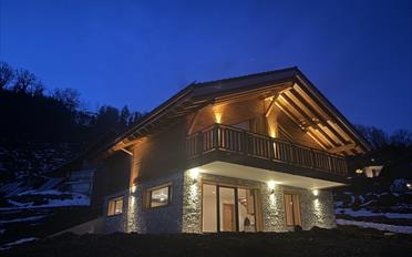 Chalet 5.5 pièces - image - 1