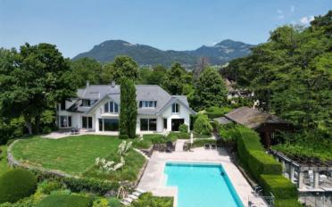 Single house 12 rooms - image - 1