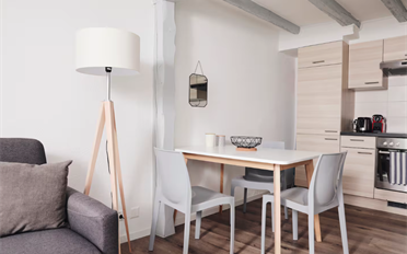 Furnished flat 2.5 rooms - image - 2