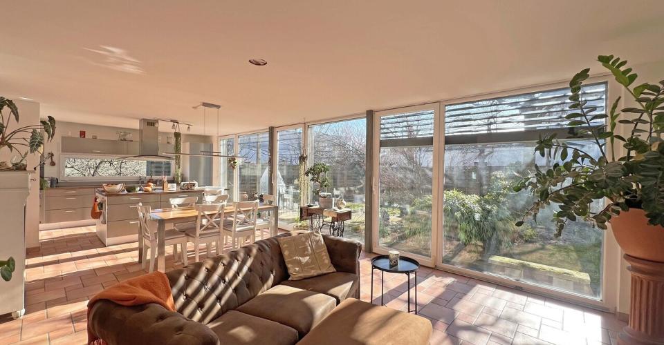 Villa individuelle de 5 pièces dans un écrin de verdure