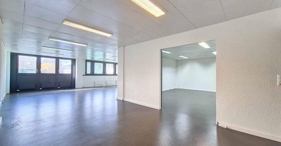 - Pour investisseurs - Espaces administratifs et commerciaux polyvalents
