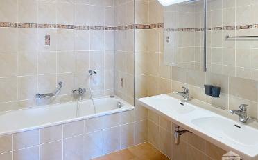 Apartment 5.5 rooms - image - 11