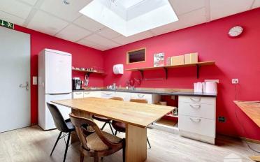 Bureau - image - 2