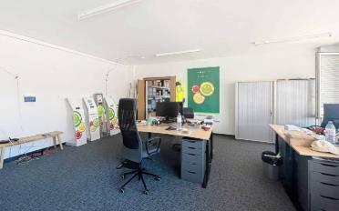 Office - image - 4