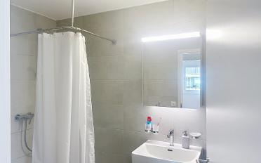 Apartment 2.5 rooms - image - 6