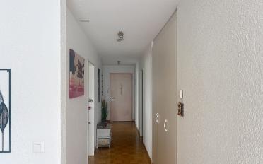 Apartment 4 rooms - image - 3