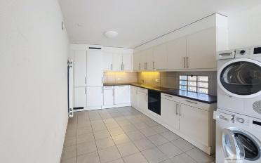 Apartment 4 rooms - image - 3