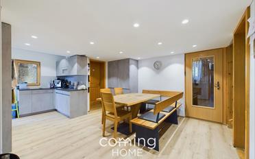 Wohnung 7.5 Zimmer - image - 1