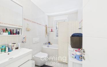 Apartment 2.5 rooms - image - 8