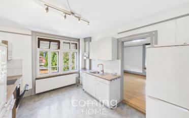 Wohngebäude 4.5 Zimmer - image - 2