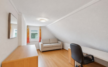Einfamilienhaus 7.5 Zimmer - image - 7