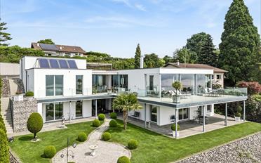 Villa 6.5 pièces - image - 1