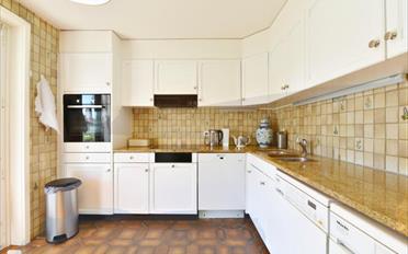 Einfamilienhaus 7.5 Zimmer - image - 4