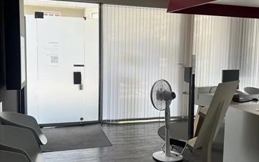 Office - image - 5