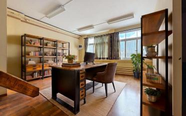 Office - image - 3