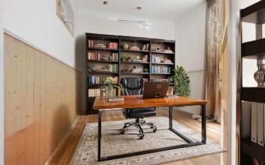 Office - image - 5