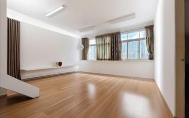 Office - image - 11