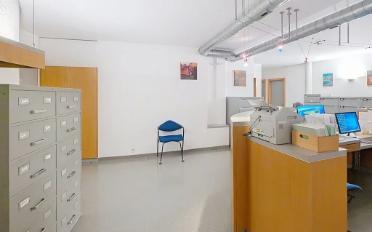 Office - image - 3