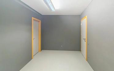 Office - image - 8