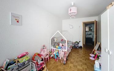 Apartment 4 rooms - image - 10