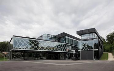 Bureau - image - 1