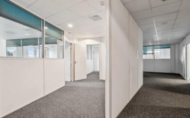 Office - image - 5