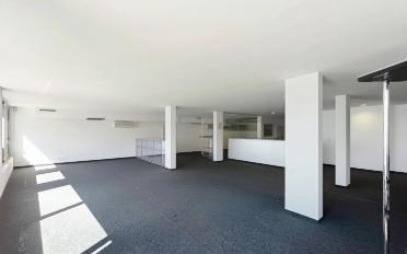 Office - image - 10