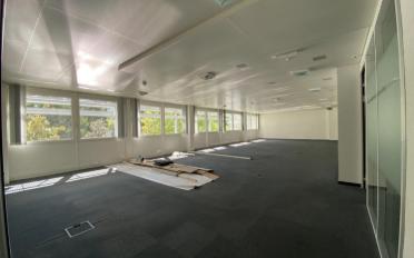 Office - image - 9