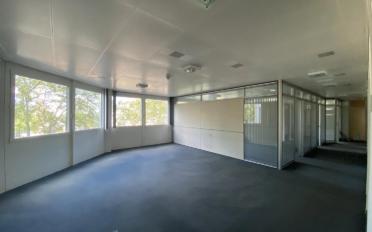 Office - image - 12