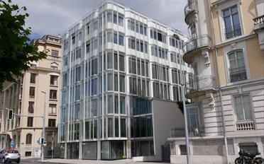 Office - image - 1