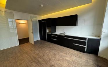 Office - image - 5