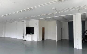 Office - image - 6