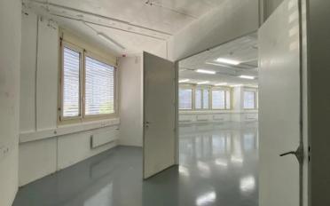 Office - image - 9