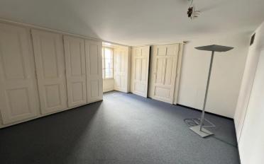 Office - image - 6