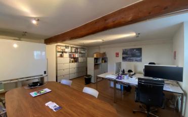 Bureau - image - 8