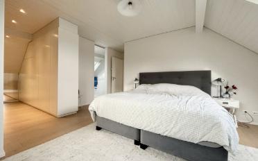 Villa 7.5 pièces - image - 9