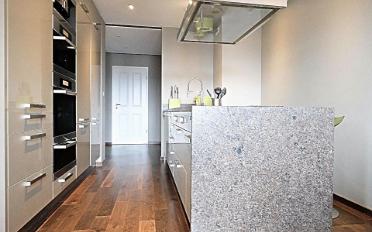 Furnished flat 7 rooms - image - 3