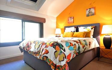 Furnished flat 7 rooms - image - 10