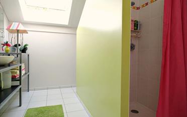 Furnished flat 7 rooms - image - 9